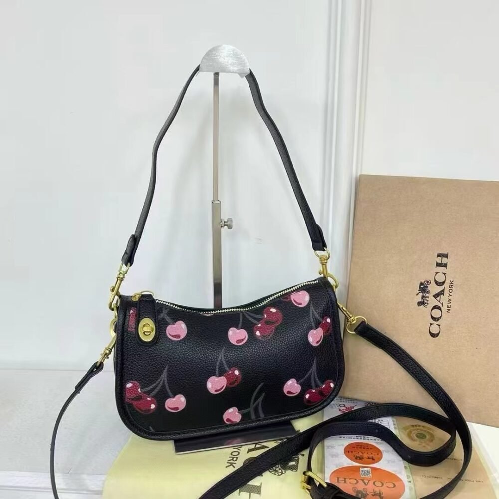 Coach sling 1 - Image 5