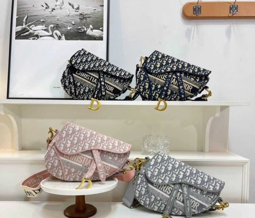 Dior saddle bag - Image 2