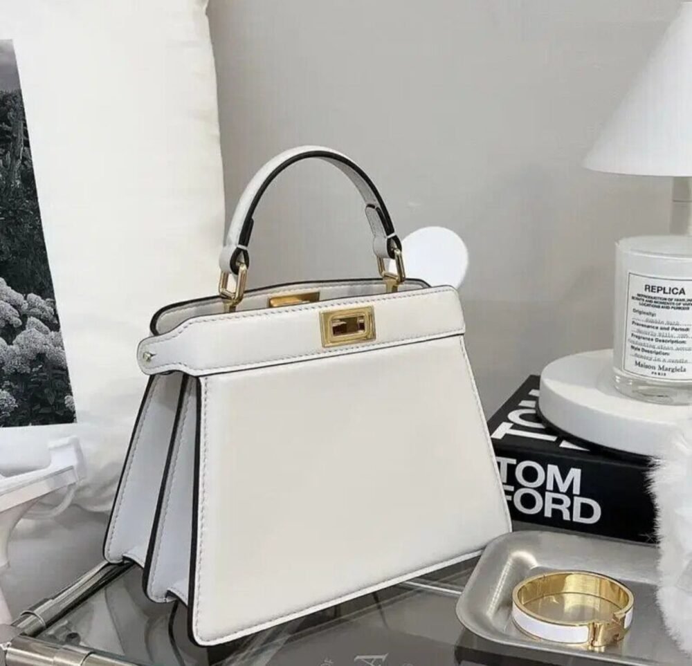 Fendi peekaboo dupe bag