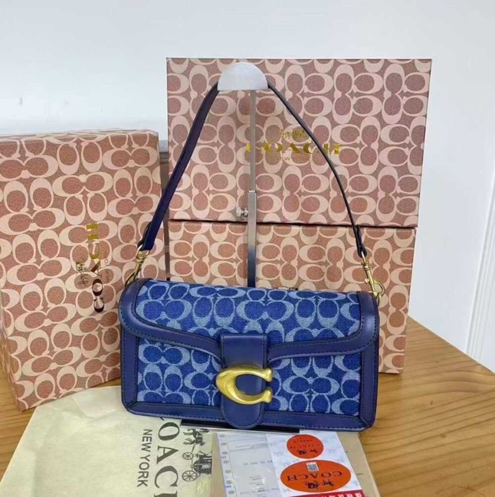 Chambray Coach Tabby bag - Image 3