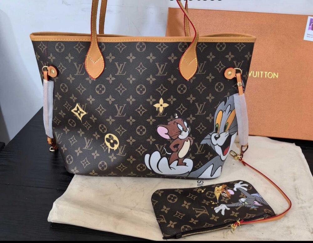 Animated boxed LV Tote